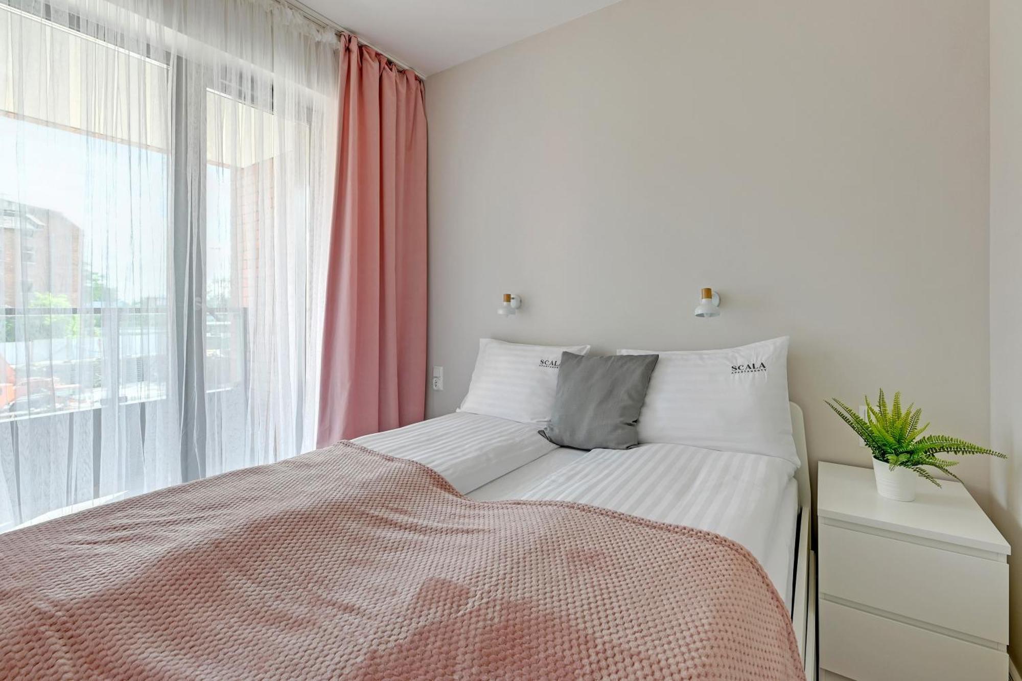 Scala 60C City Center Apartments & Studio By Lion Apartments Гданьск Экстерьер фото